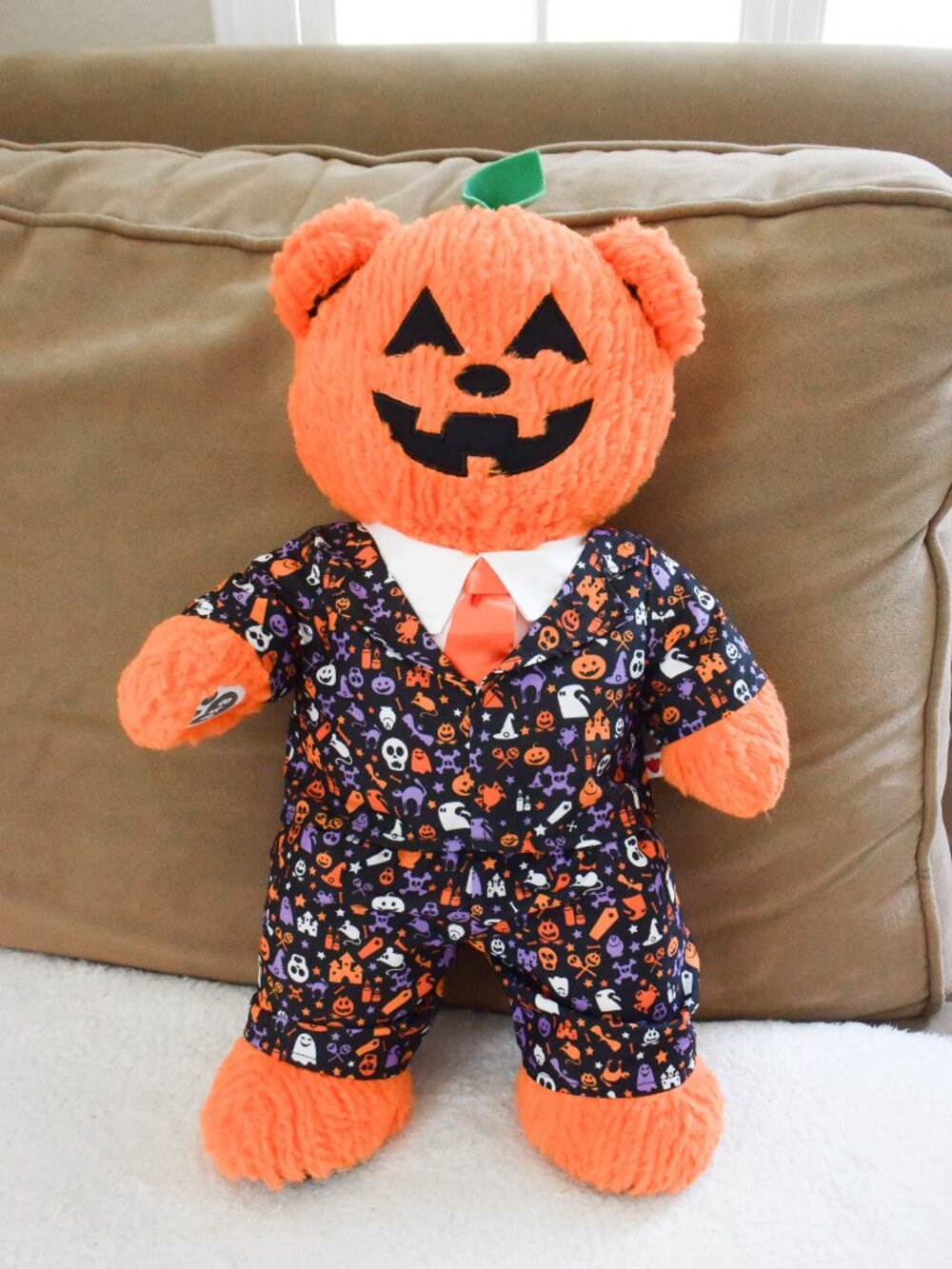 *Build A Bear* Pumpkin Glow Plush in Halloween Patterned Suit Outfit-Plays Music